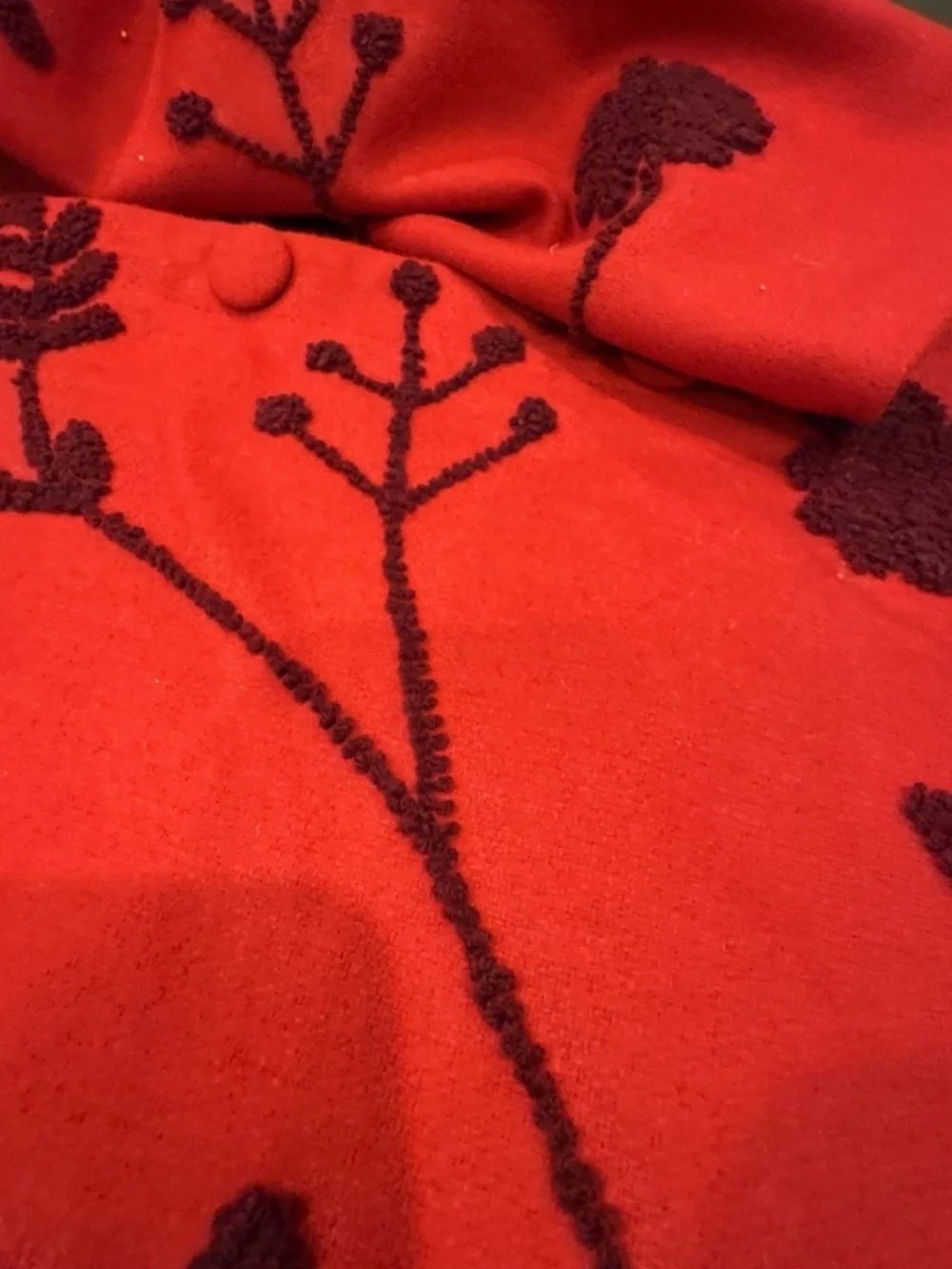 Vintage Classic Crate & Barrel ARCADIA Cranberry Christmas Tree Skirt 54